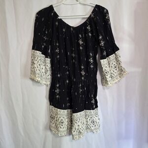 Mudd Boho Romper XS Off Shoulder Bell Sleeve Festival Black Cream Floral
